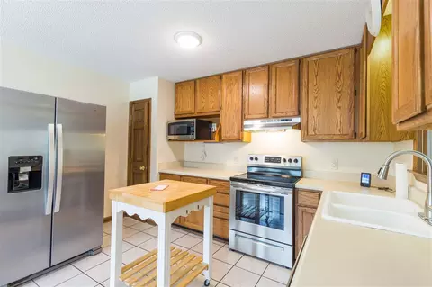 1564 Mt Pleasant Rd, Willow Spring, NC 27592 photo 6