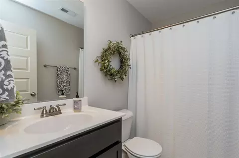 104 Flora Dr, Benson, NC 27504 photo 24