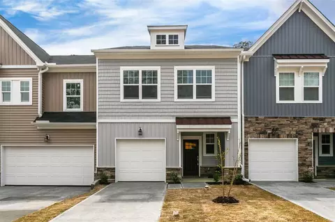 2010 Chipley Dr, Cary, NC 27519 photo 2