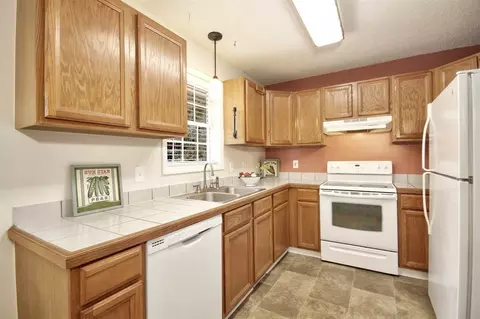 5802 Mill Pointe Ln, Efland, NC 27243 photo 11