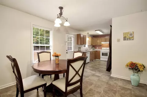 5802 Mill Pointe Ln, Efland, NC 27243 photo 10