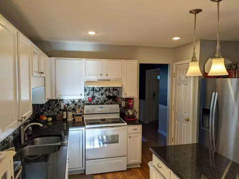 12 Epping Ct, Durham, NC 27703 photo 3