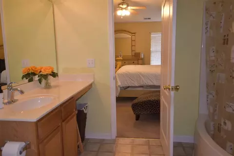 606 Pebblestone Dr, Durham, NC 27703 photo 10
