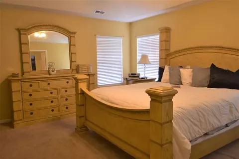 606 Pebblestone Dr, Durham, NC 27703 photo 8