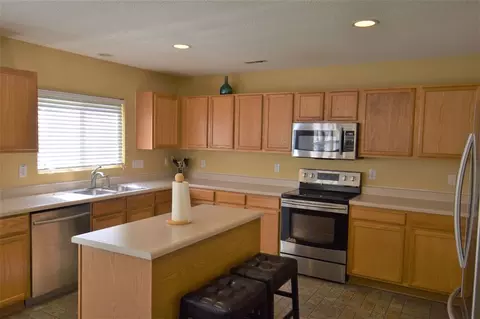 606 Pebblestone Dr, Durham, NC 27703 photo 6