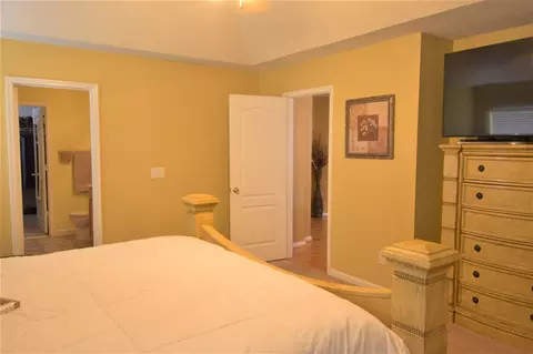 606 Pebblestone Dr, Durham, NC 27703 photo 9