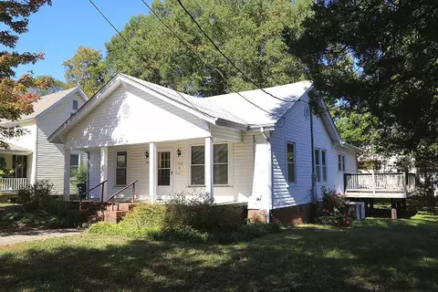 2012 W Knox St, Durham, NC 27705 photo 1