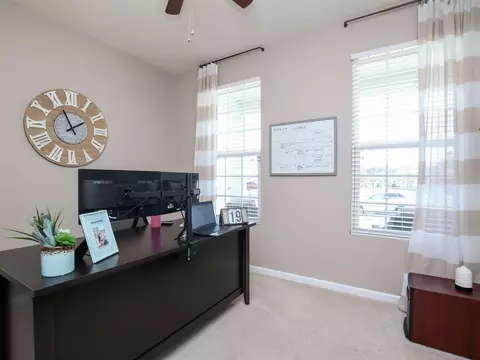 536 Callandale Ln, Durham, NC 27703 photo 2