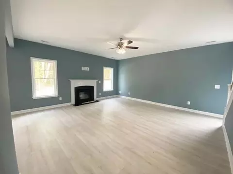 554 Fallingbrook Dr, Kenly, NC 27542 photo 9