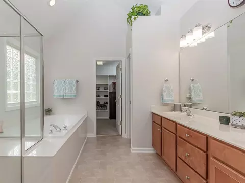 1815 Turning Leaf Ln, Durham, NC 27712 photo 19