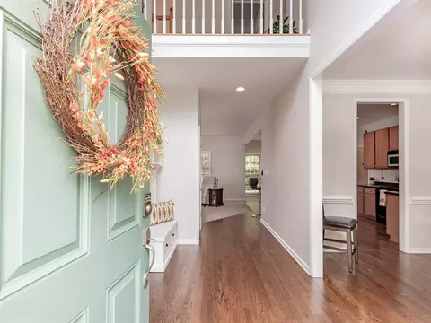 1815 Turning Leaf Ln, Durham, NC 27712 photo 3