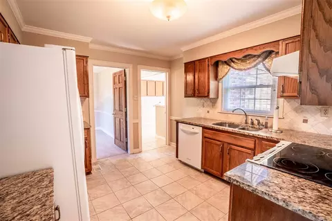 6614 Ladd Dr, Durham, NC 27712 photo 9