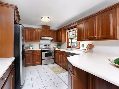 619 Morningside Dr, Durham, NC 27713 photo 3