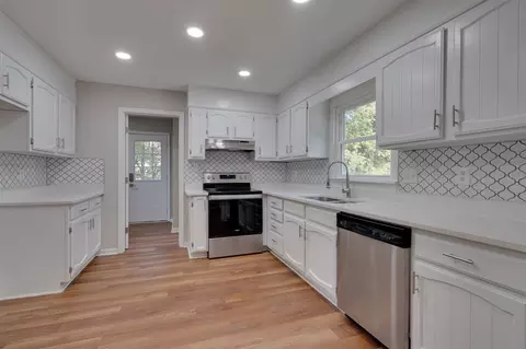 313 Smith Dr, Durham, NC 27712 photo 10