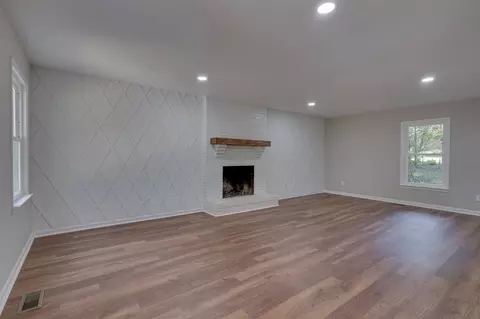 313 Smith Dr, Durham, NC 27712 photo 6