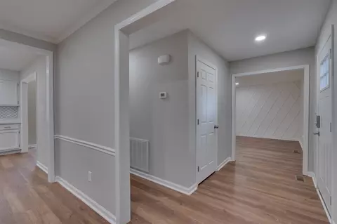 313 Smith Dr, Durham, NC 27712 photo 8