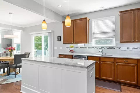 424 Glenview Ln, Durham, NC 27703 photo 9