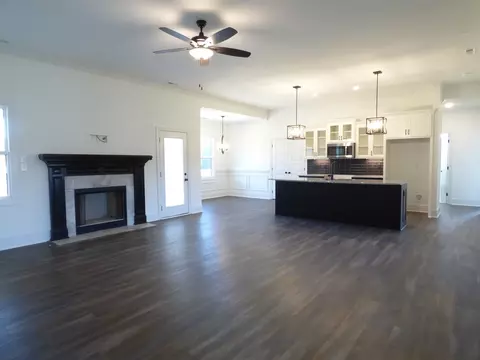 48 Jeans Way, Benson, NC 27504 photo 6
