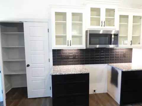 48 Jeans Way, Benson, NC 27504 photo 9