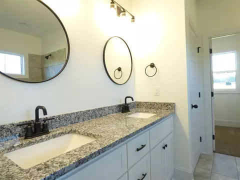48 Jeans Way, Benson, NC 27504 photo 19