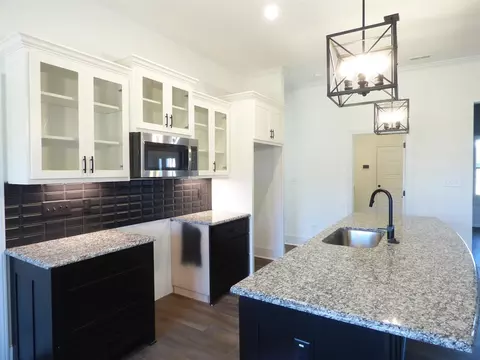 48 Jeans Way, Benson, NC 27504 photo 8