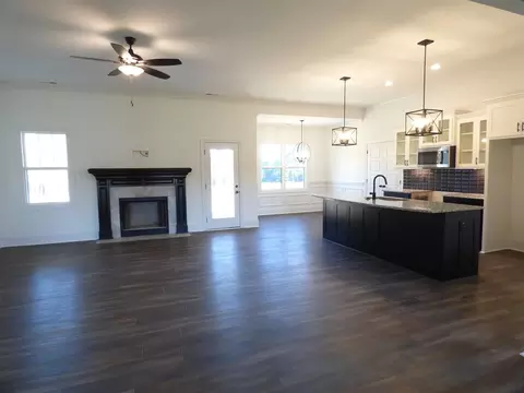 48 Jeans Way, Benson, NC 27504 photo 14