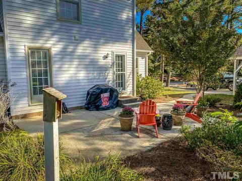 2000 Biddestone Ct, Raleigh, NC 27612 photo 13
