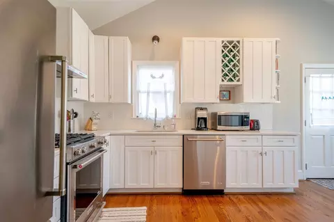 700 E Whitaker Mill Rd, Raleigh, NC 27608 photo 11