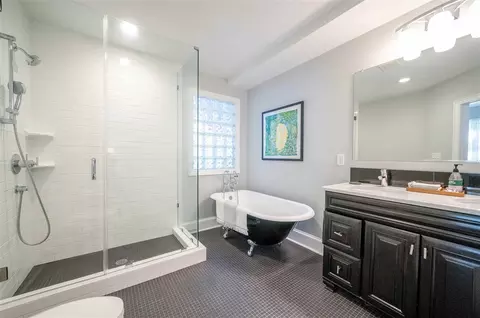 700 E Whitaker Mill Rd, Raleigh, NC 27608 photo 6