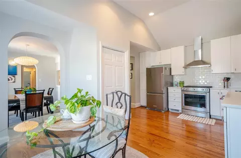 700 E Whitaker Mill Rd, Raleigh, NC 27608 photo 14
