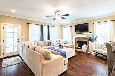 127 Evie Dr, Smithfield, NC 27577 photo 4