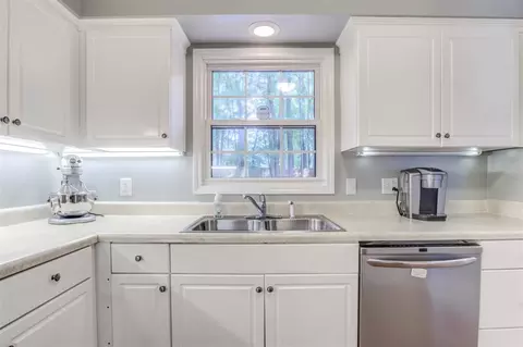 305 Winding Brook Dr, Garner, NC 27529 photo 16
