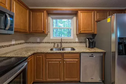 7904 Hendricks Rd, Cary, NC 27519 photo 9