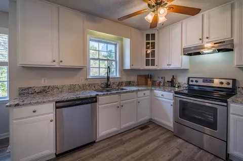 6317 Silver Spring Ct, Willow Spring, NC 27592 photo 7