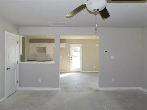 90 Mill Stream Dr, Selma, NC 27576 photo 6