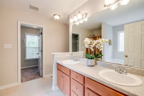 121 Mendel Dr, Smithfield, NC 27577 photo 7