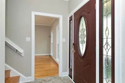 105 Fallsworth Dr, Cary, NC 27513 photo 3