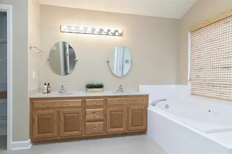 105 Fallsworth Dr, Cary, NC 27513 photo 14