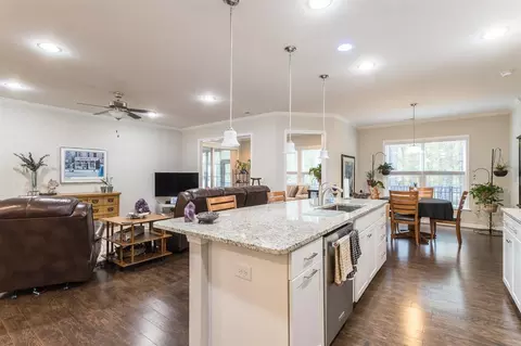 207 Tuttle Rd, Durham, NC 27703 photo 9