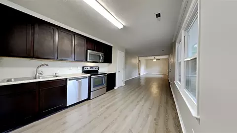 204 Adlett Ln, Durham, NC 27703 photo 4