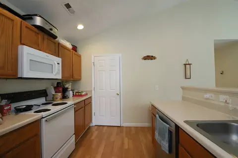 6403 Forest Ridge Dr, Durham, NC 27713 photo 12