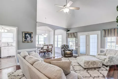 17 Edgecombe Ct, Smithfield, NC 27577 photo 3