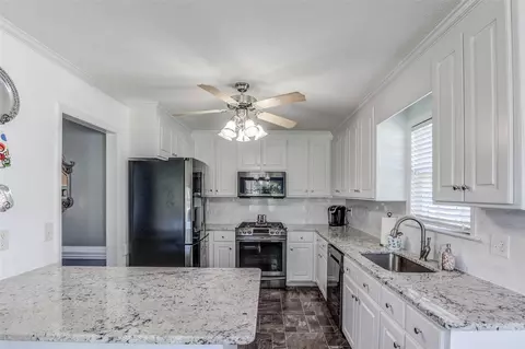 17 Edgecombe Ct, Smithfield, NC 27577 photo 11