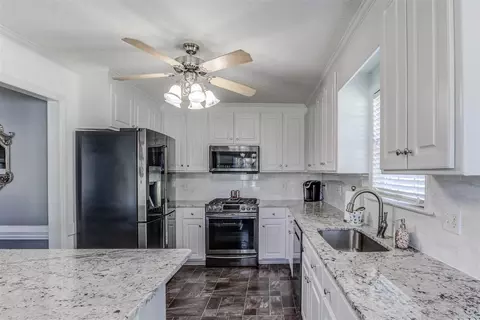 17 Edgecombe Ct, Smithfield, NC 27577 photo 10
