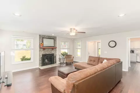5205 Hadrian Dr, Durham, NC 27703 photo 10