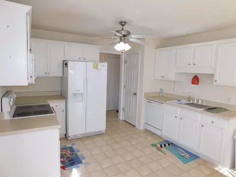 197 Rose Ct, Benson, NC 27504 photo 10