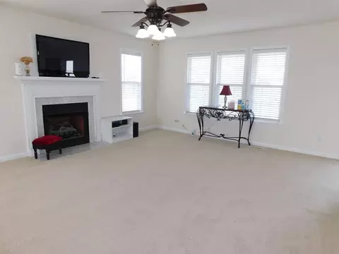 197 Rose Ct, Benson, NC 27504 photo 5