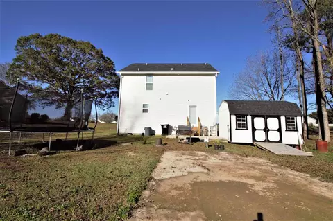 582 Roberts Rd, Willow Spring, NC 27592 photo 4