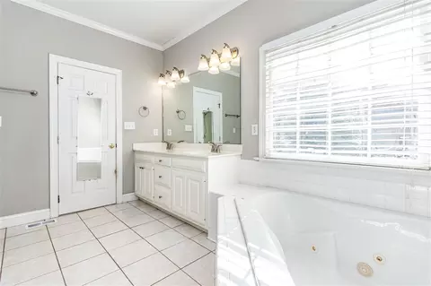 2009 Navan Ln, Garner, NC 27529 photo 16