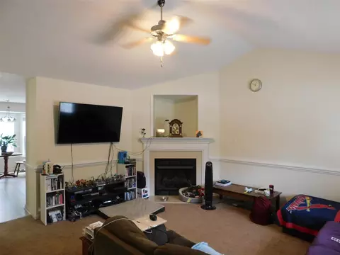 297 Opal Ln, Clayton, NC 27520 photo 4